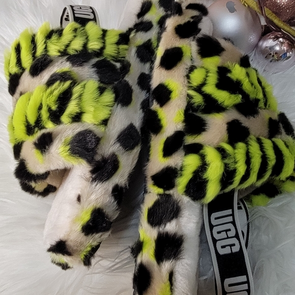 Ugg Fluff Yeah Animalia Sandals brand  New - Picture 5 of 10